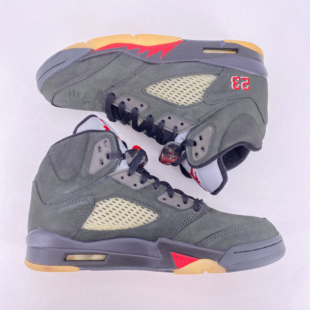 Air Jordan (W) 5 Retro "Goretex" 2022 Used Size 10W