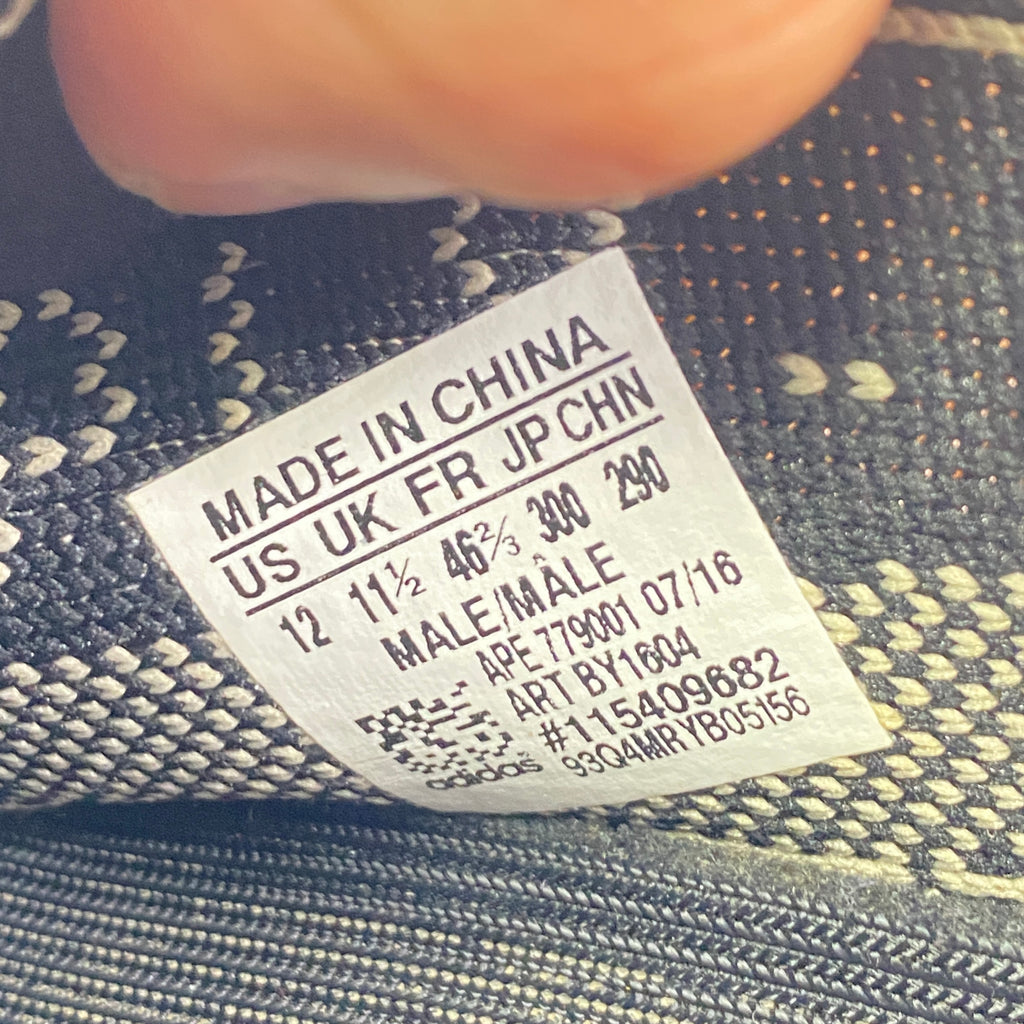 Yeezy 350 v2 "Oreo" 2016 Used Size 12