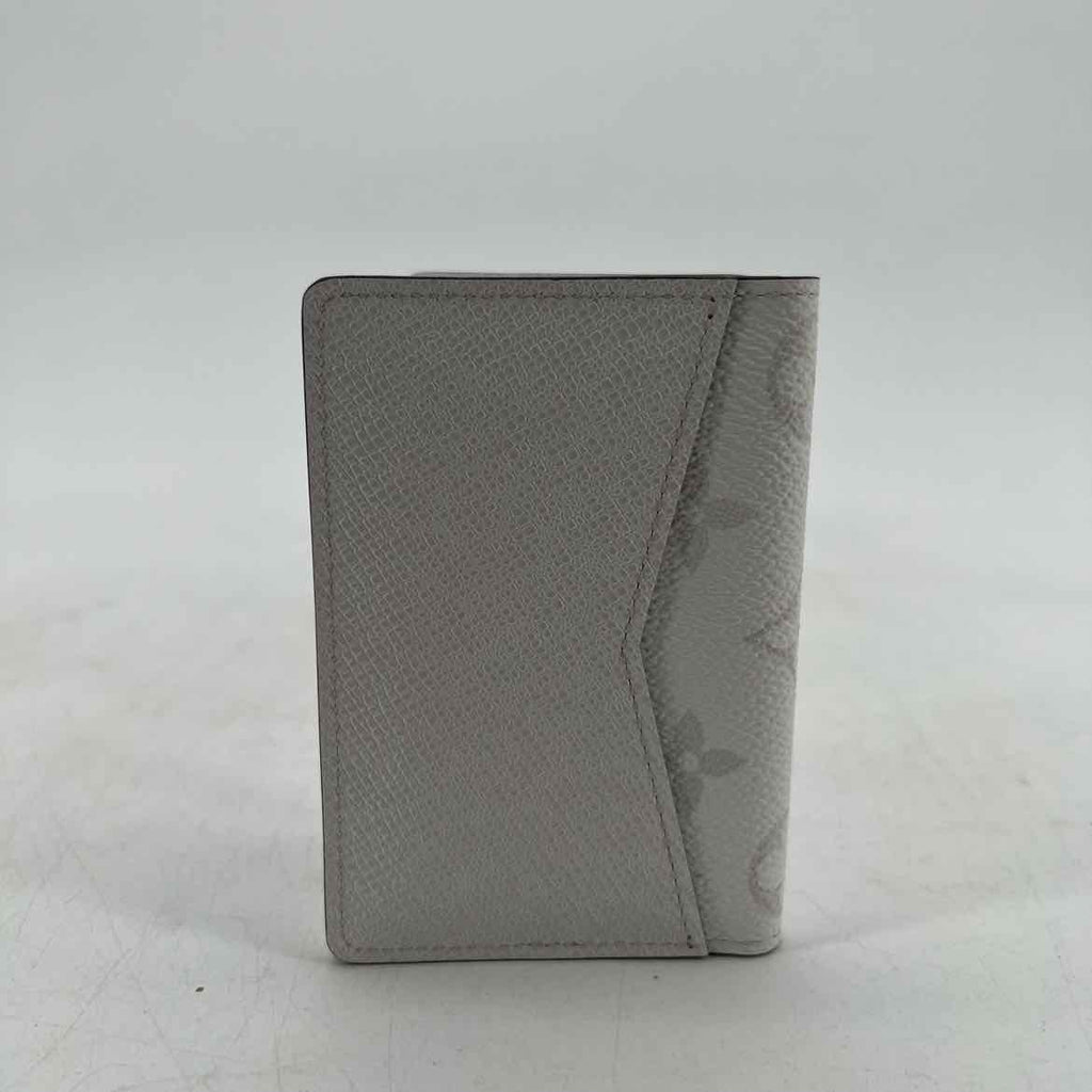 Louis Vuitton Organizer "MONOGRAM ANTARTICA" Used White Size OS