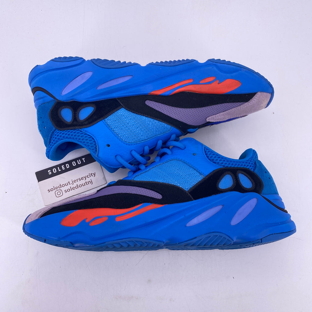 Yeezy 700 "Hi-Res Blue" 2022 Used Size 12