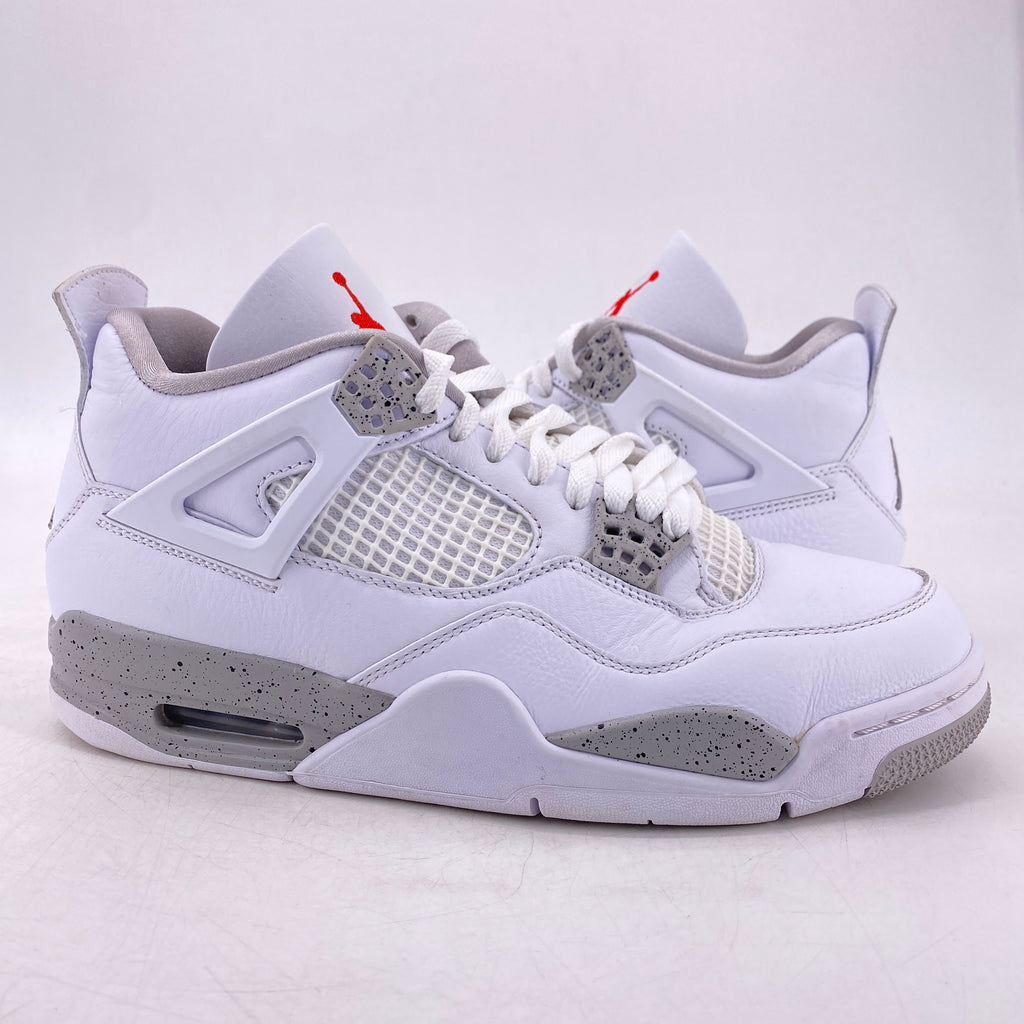 Air Jordan 4 Retro "White Oreo" 2021 Used Size 9