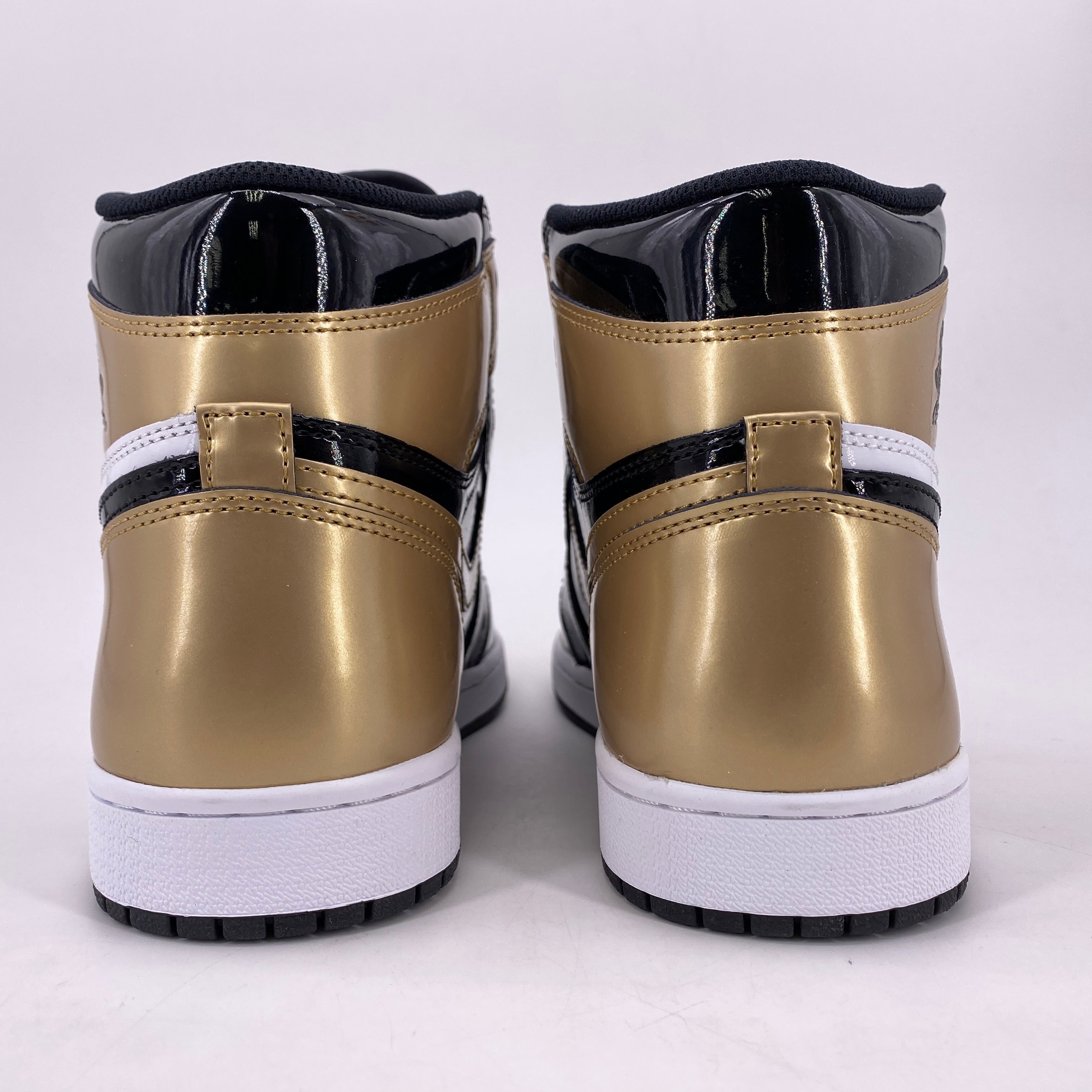Air Jordan 1 Retro High OG &quot;Gold Toe&quot; 2018 New Size 9