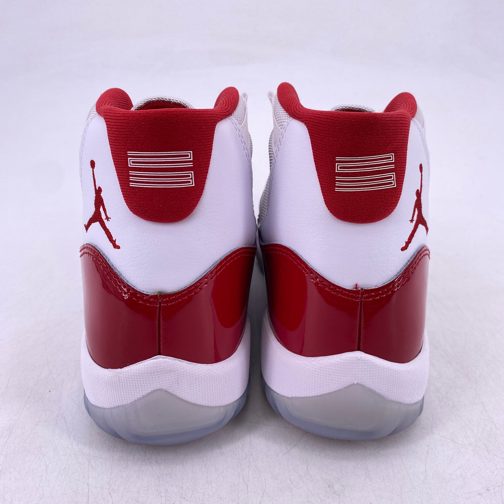Air Jordan 11 Retro "Cherry" 2022 New Size 9.5