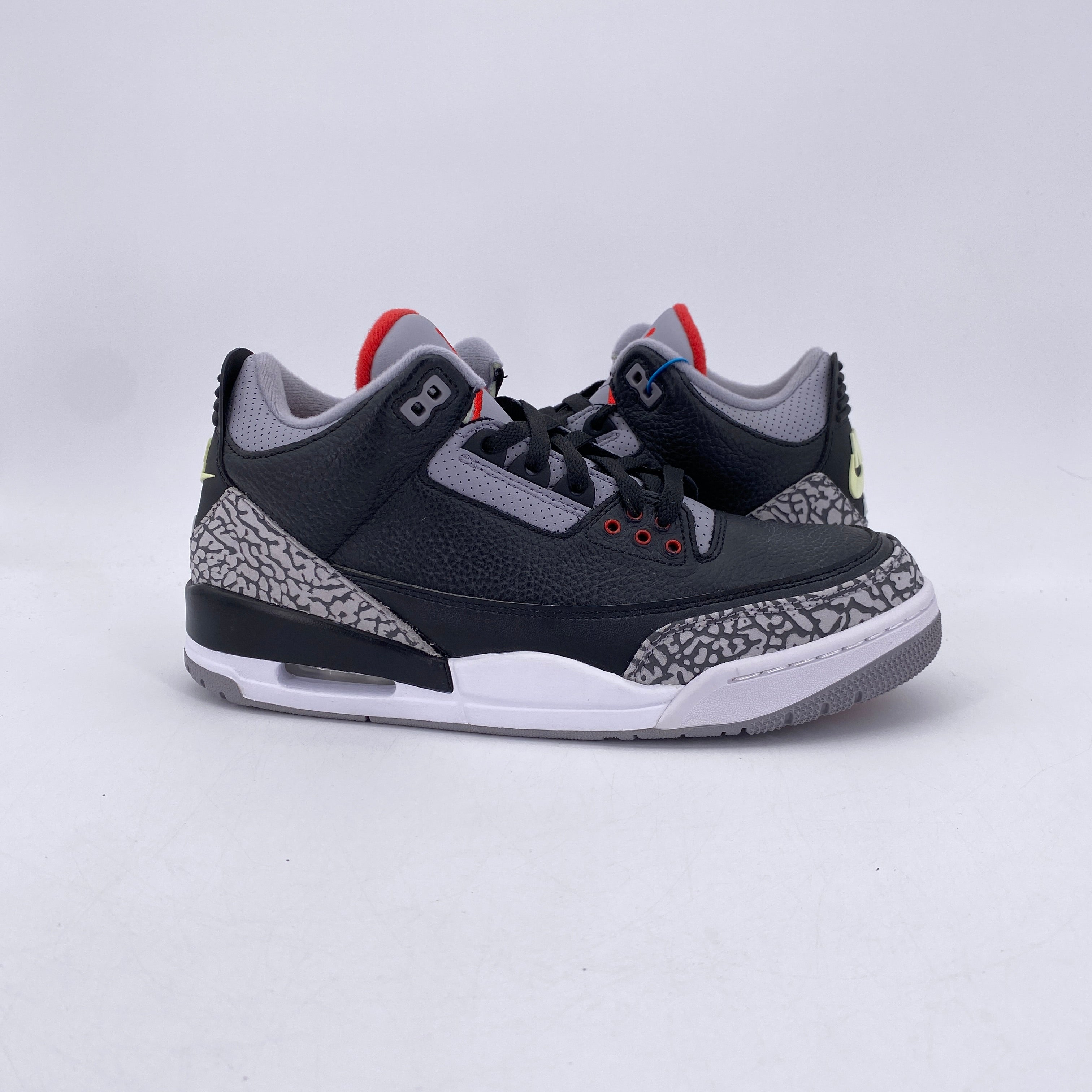 Air Jordan 3 Retro Black Cement 2018 Size 9.5 SOLED OUT JC