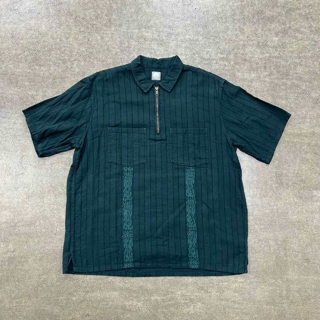 18 East Zip Up "CROCHET" Green Used Size XL
