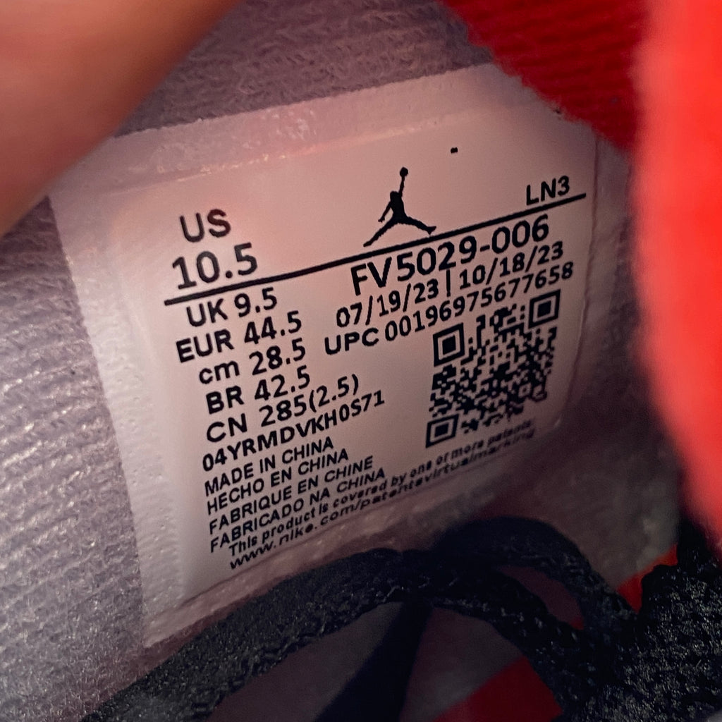 Air Jordan 4 Retro "Bred Reimagined" 2024 New Size 10.5