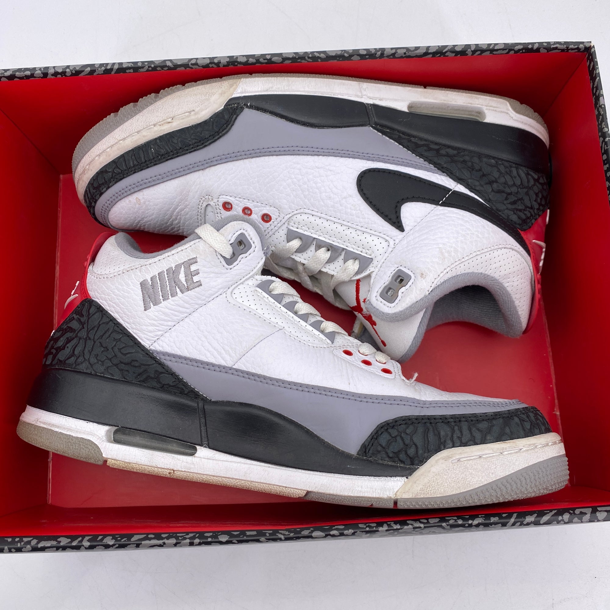 Air Jordan 3 Retro &quot;Tinker Hatfield&quot; 2018 Used Size 9.5