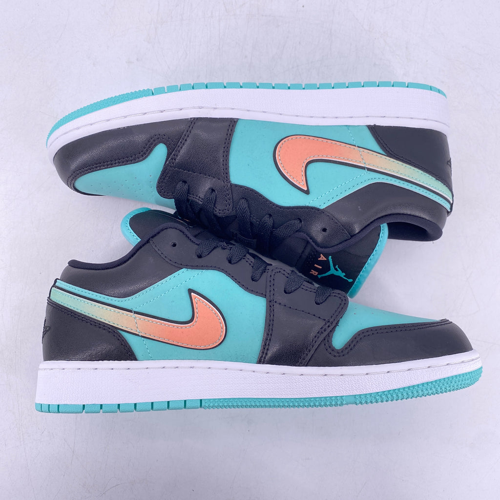 Air Jordan (GS) 1 Low "Tropical Twist" 2021 New Size 7Y