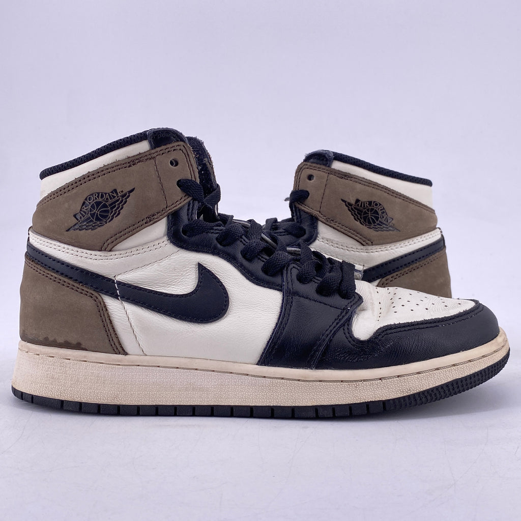 Air Jordan (GS) 1 Retro High OG "Mocha" 2020 Used Size 6Y