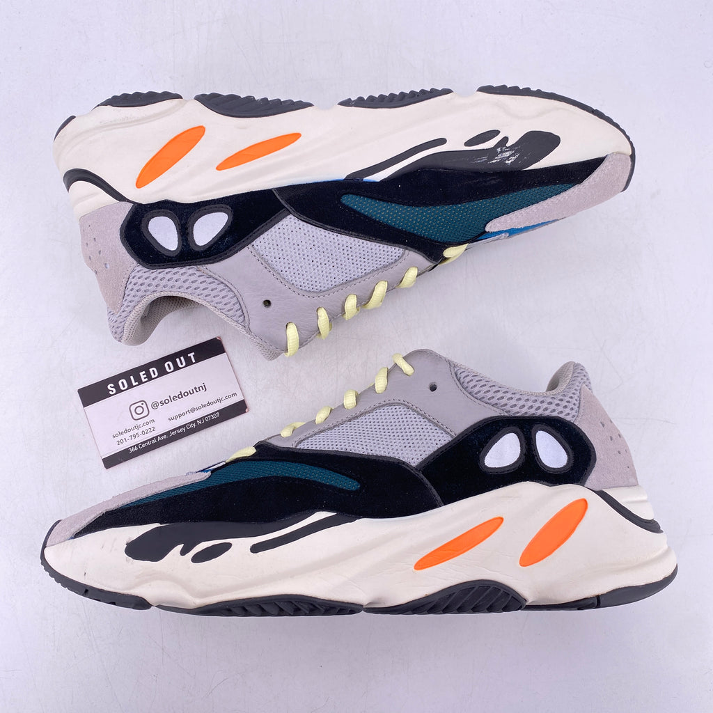 Yeezy 700 "Waverunner" 2017 Used Size 11