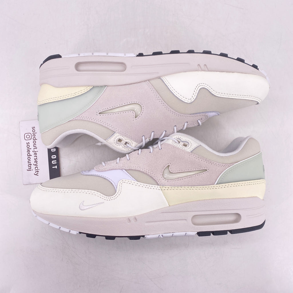 Nike Air Max 1 "Hangul Day" 2022 New Size 9.5