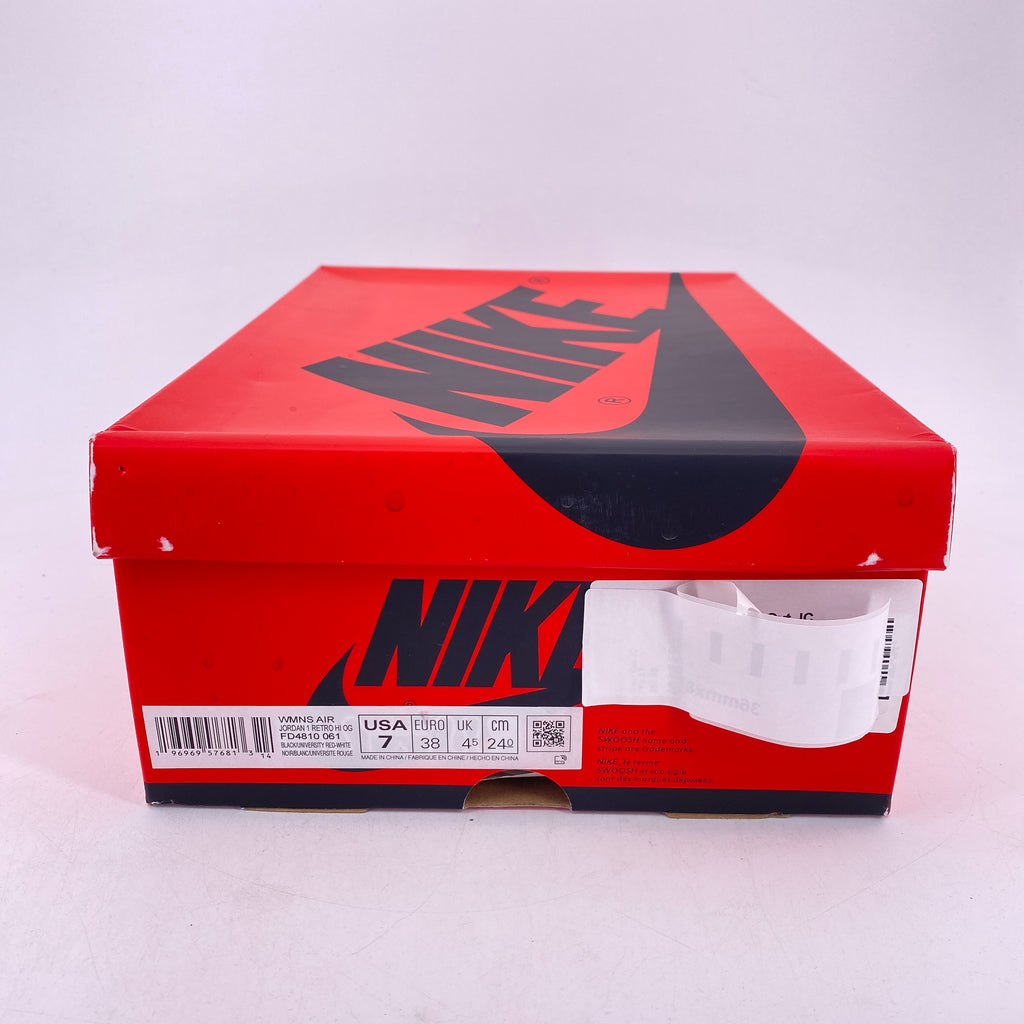 Air Jordan (W) 1 Retro High OG "Satin Bred" 2023 Used Size 7W