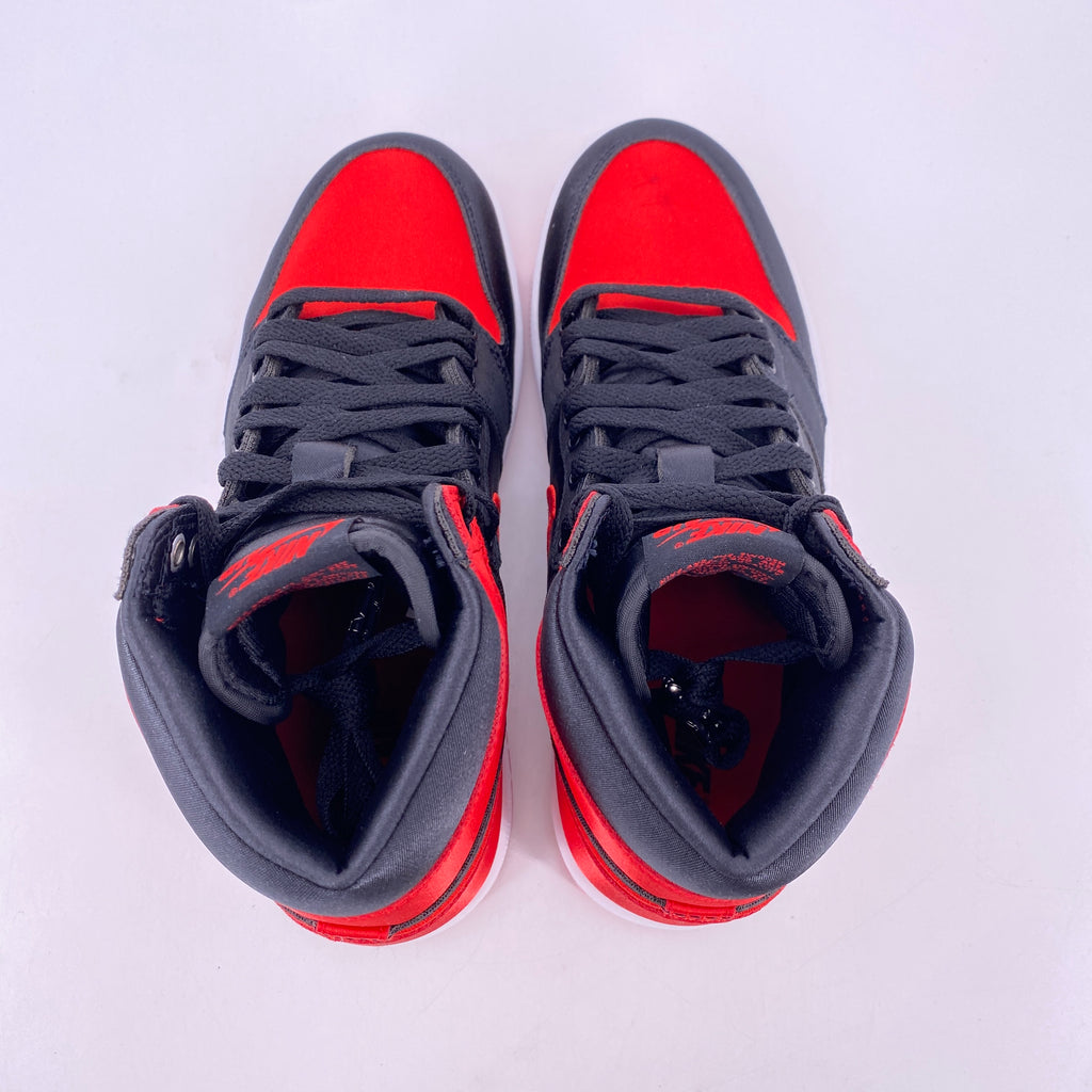 Jordan (W) 1 Retro High OG "Satin Bred" 2023 New Size 8.5W