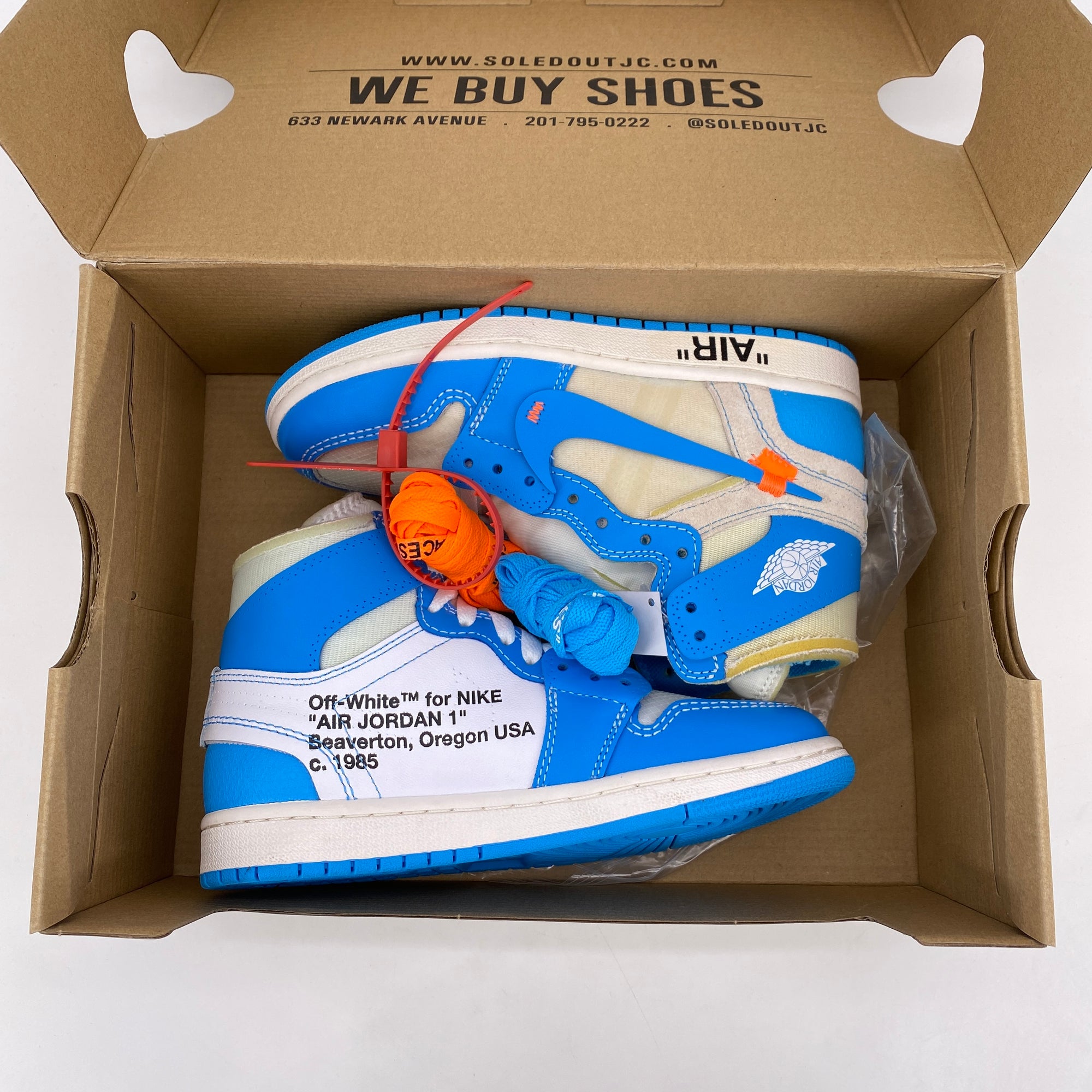 Air Jordan 1 Retro High OG &quot;Off White Unc&quot; 2018 New (Cond) Size 4.5