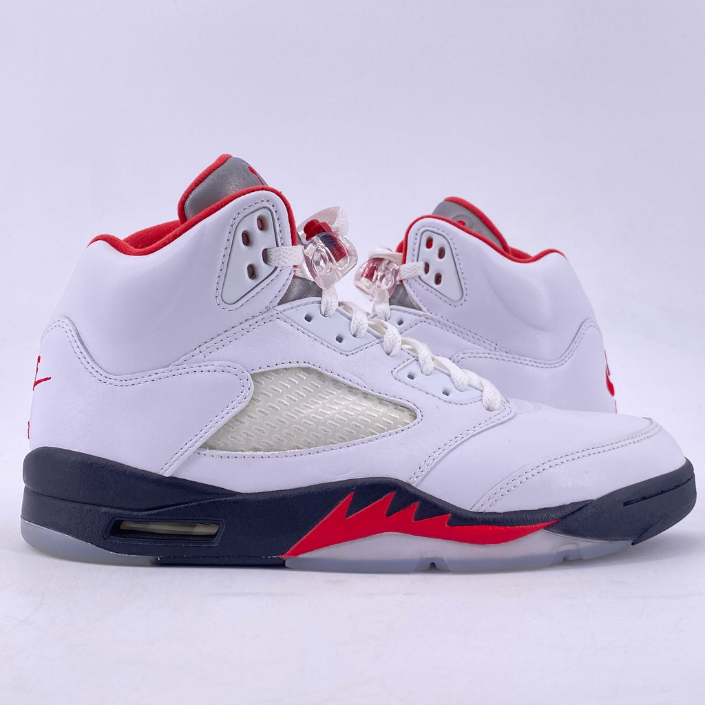 Air Jordan 5 Retro "Fire Red" 2022 Used Size 9.5
