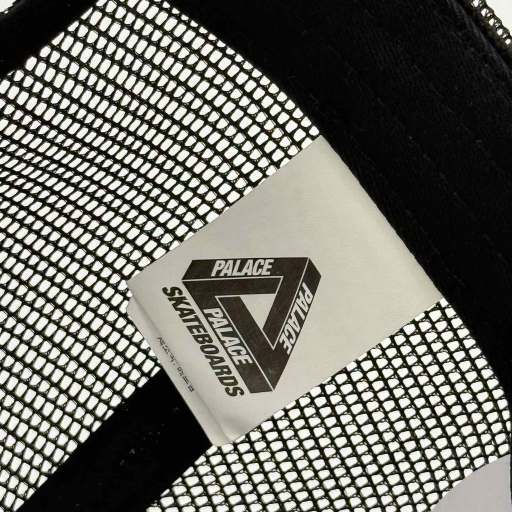 Palace Trucker Hat "EVIL" New Black Size OS