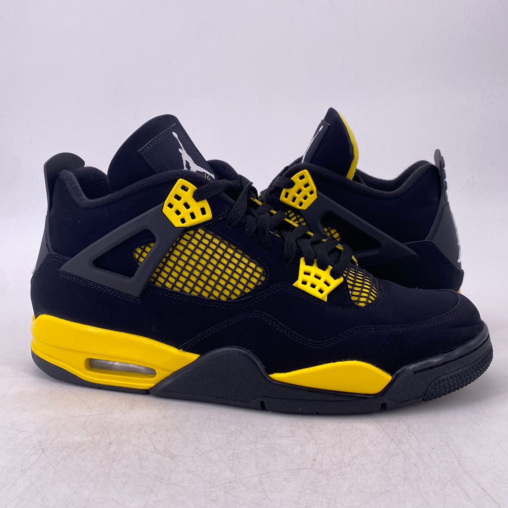 Air Jordan 4 Retro "Thunder" 2023 Used Size 11.5