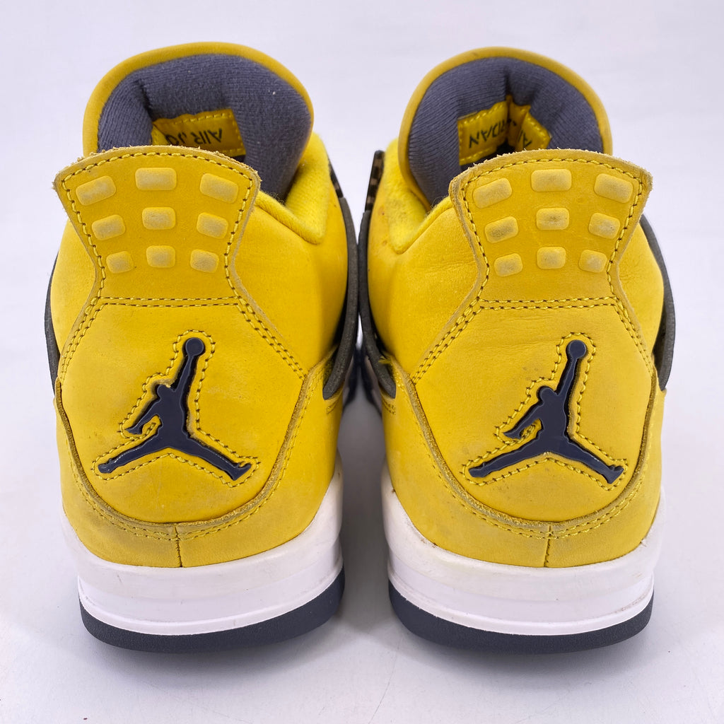 Air Jordan 4 Retro "Lightning" 2021 Used Size 8