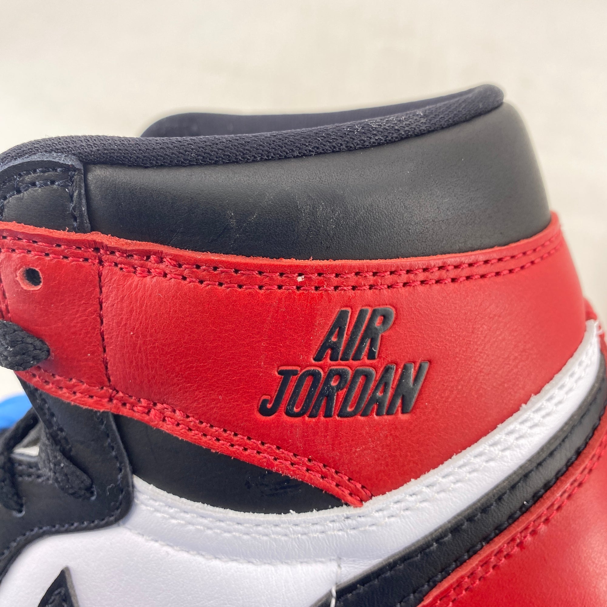 Air Jordan 1 Retro High OG &quot;Black Toe Reimagined&quot; 2025 New Size 8