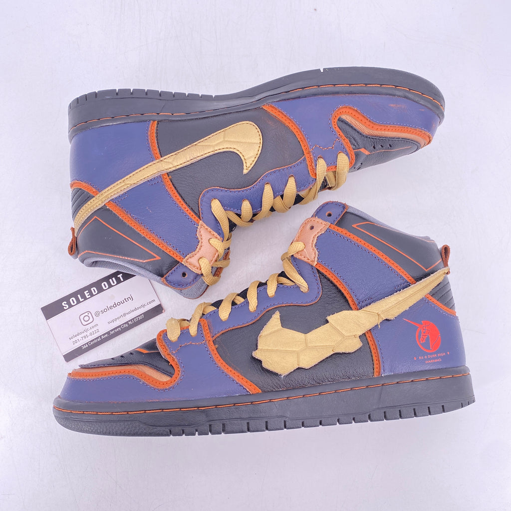 Nike SB Dunk High "Banshee Gundam" 2021 Used Size 10