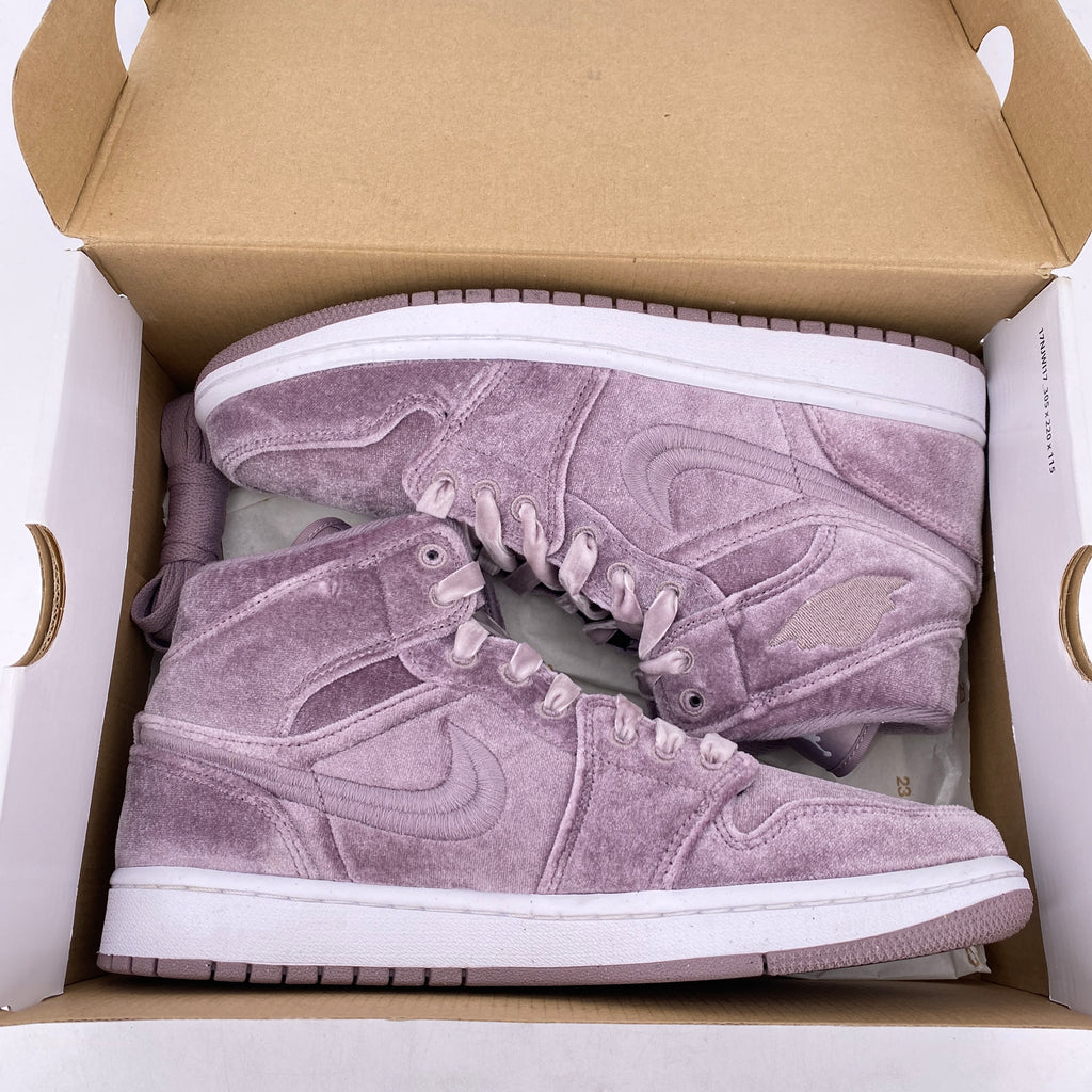 Air Jordan (W) 1 Retro Mid "Velvet Purple" 2022 Used Size 10W