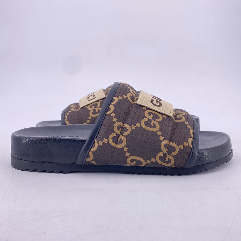 Gucci Slide "Monogram"  New Size 6G
