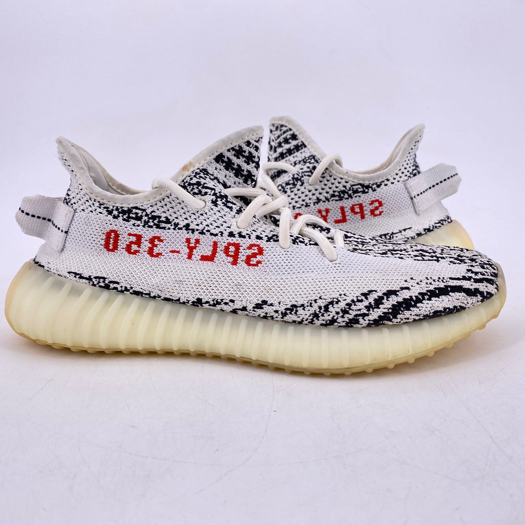 Yeezy 350 v2 "Zebra" 2019 Used Size 6.5