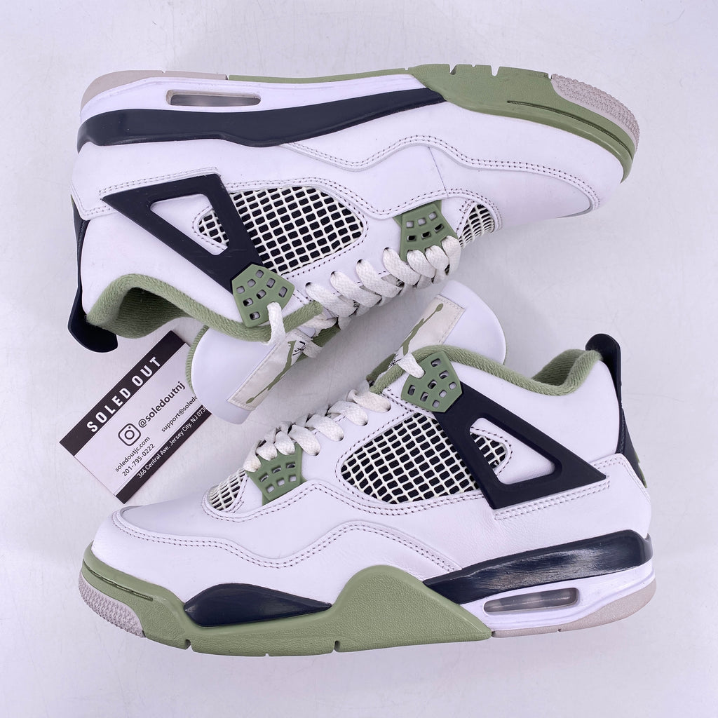 Air Jordan (W) 4 Retro "Seafoam" 2023 Used Size 10W