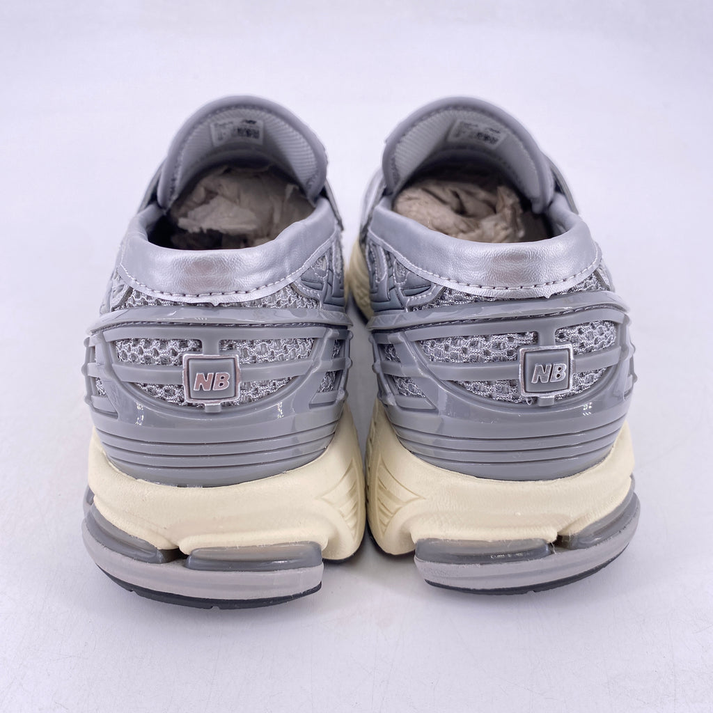 New Balance 1906L "METALLIC SILVER" 2024 Used Size 11