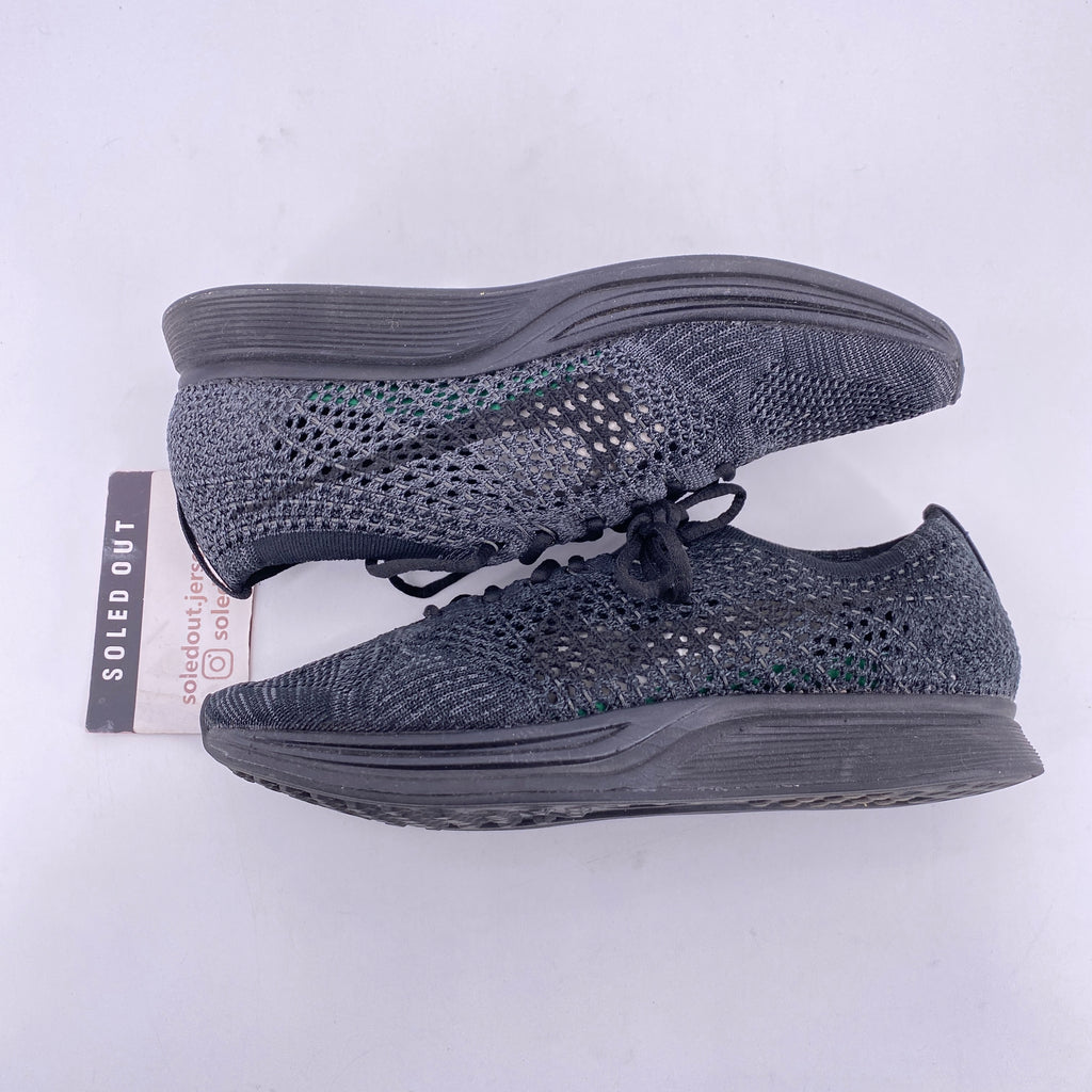 Nike Flyknit Racer "Triple Black" 2016 Used Size 5.5