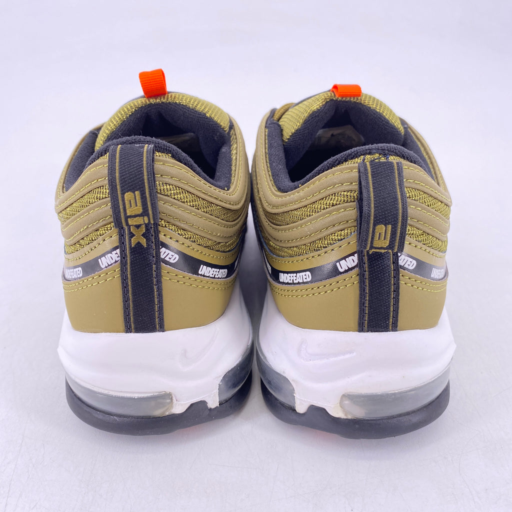 Nike Air Max 97 "Undefeated Militia Green" 2020 Used Size 11