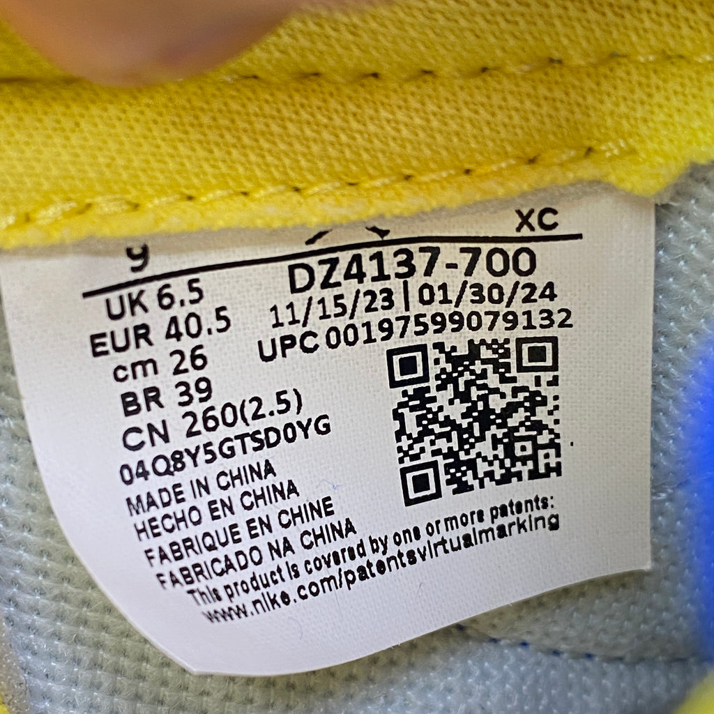 Air Jordan (W) 1 Low OG "Canary" 2024 Used Size 9W