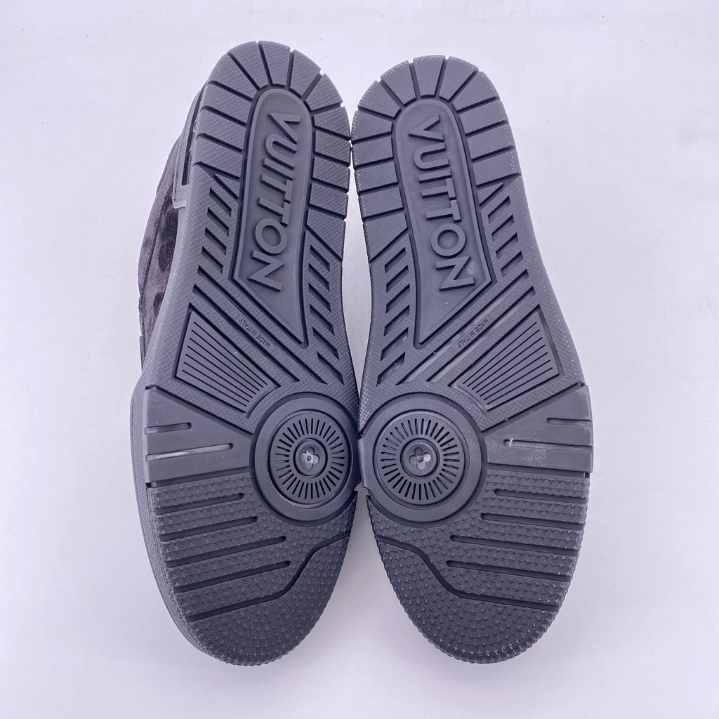 Louis Vuitton Trainer "Suede Black"  Used Size 9LV