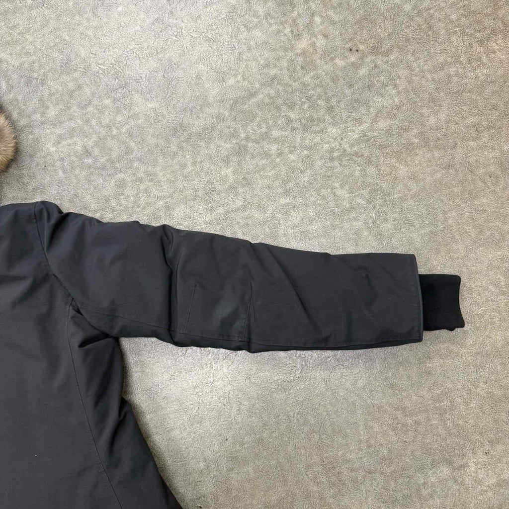 Canada Goose "ROSEMONT PARKA" Black Used Size L