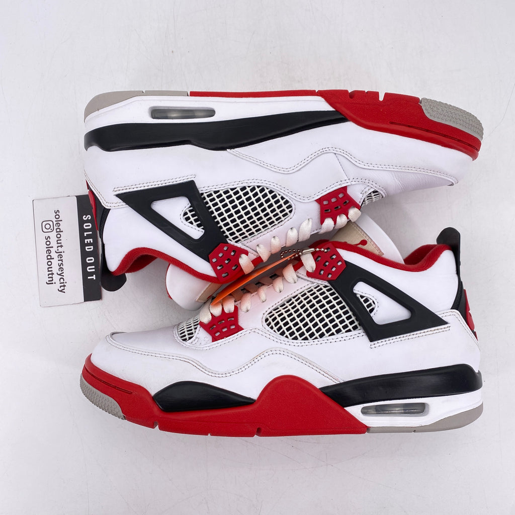 Air Jordan 4 Retro "Fire Red" 2020 Used Size 9