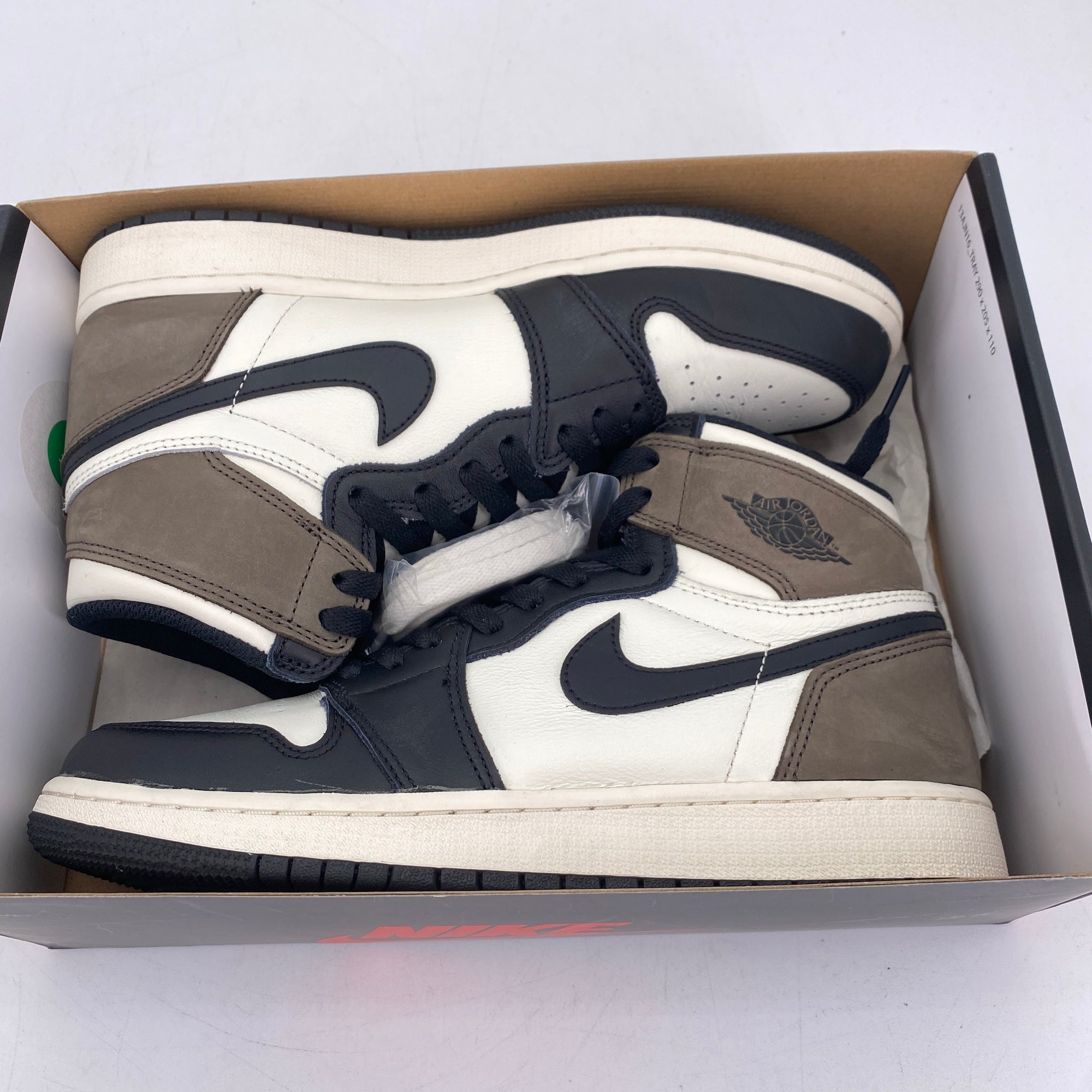 Air Jordan (GS) 1 Retro High OG &quot;Mocha&quot; 2020 Used Size 7Y