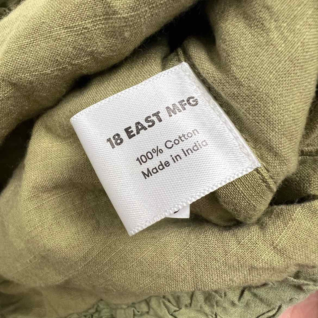 18 East Polo "CRINKLED" Olive Used Size L