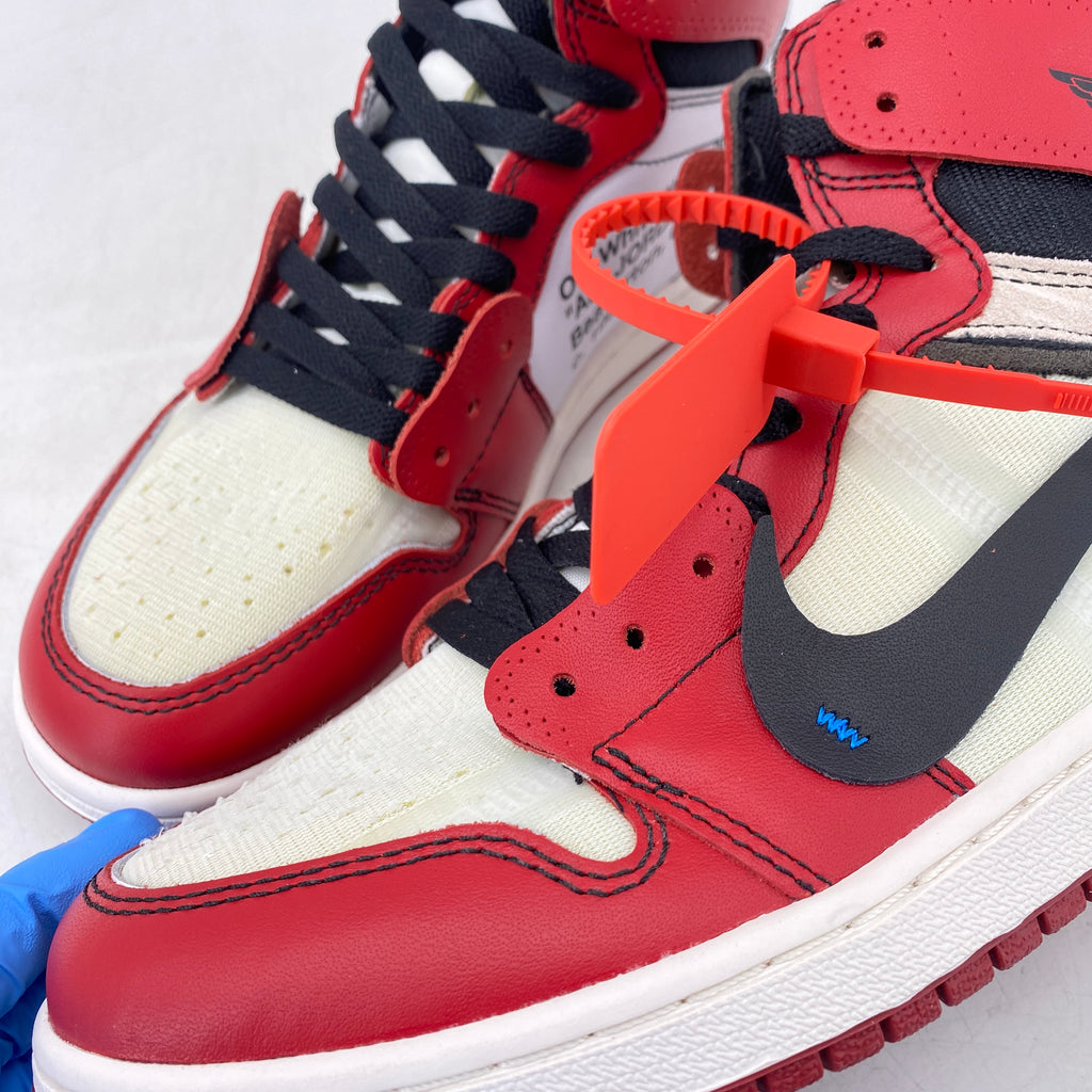 Air Jordan 1 Retro High OG "Ow Chicago" 2017 New Size 8.5