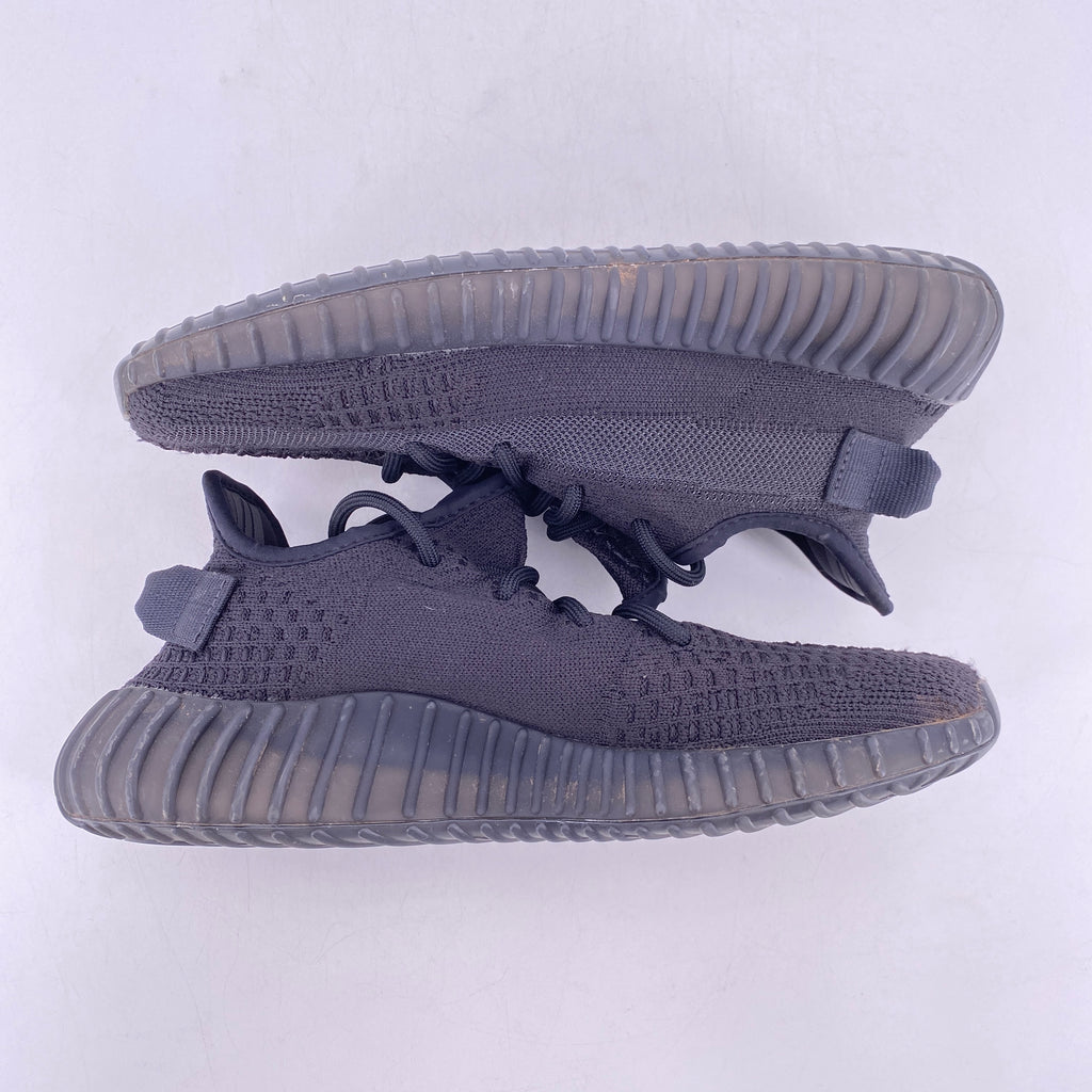 Yeezy 350 v2 "Onyx" 2022 Used Size 7