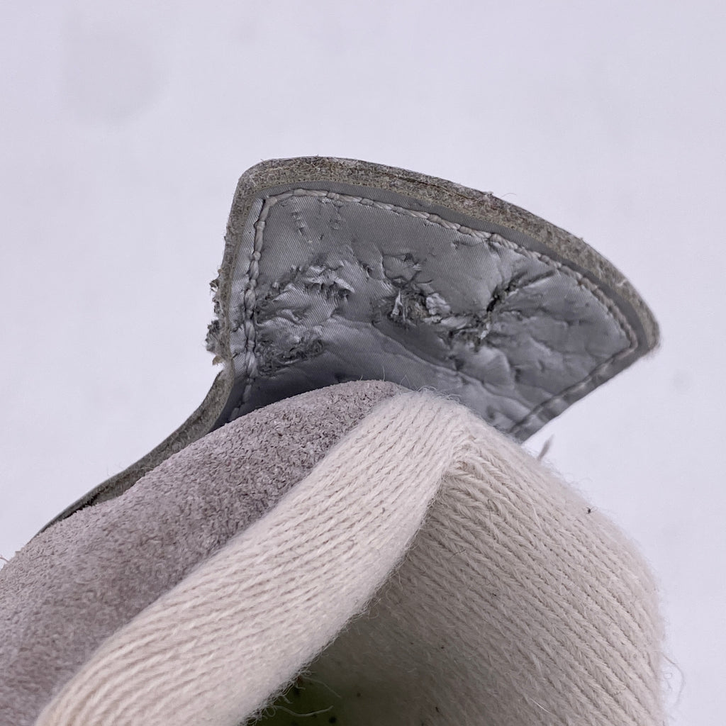 Air Jordan (GS) 4 Retro "Neon" 2020 Used Size 4Y