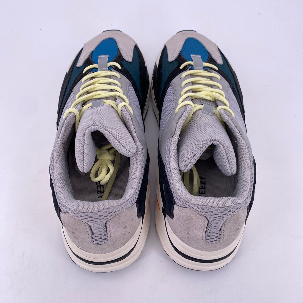 Yeezy 700 "Waverunner" 2022 Used Size 13