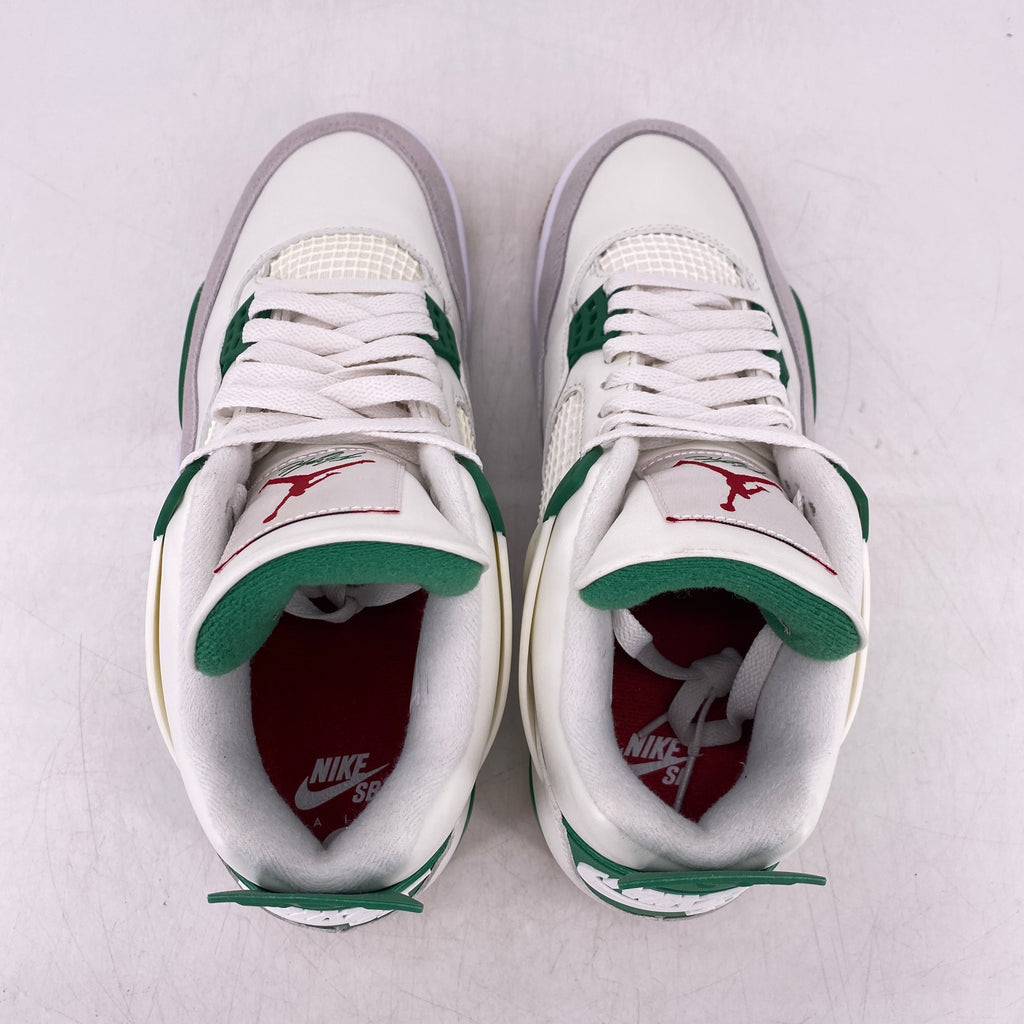 Air Jordan 4 Retro "Pine Green" 2023 Used Size 9.5