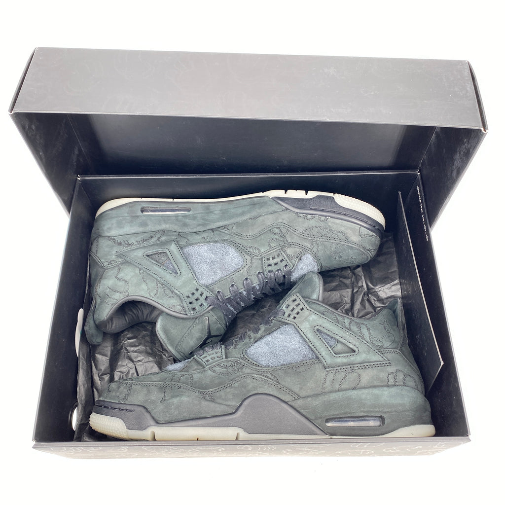Air Jordan 4 Retro "Kaws Black" 2017 Used Size 12