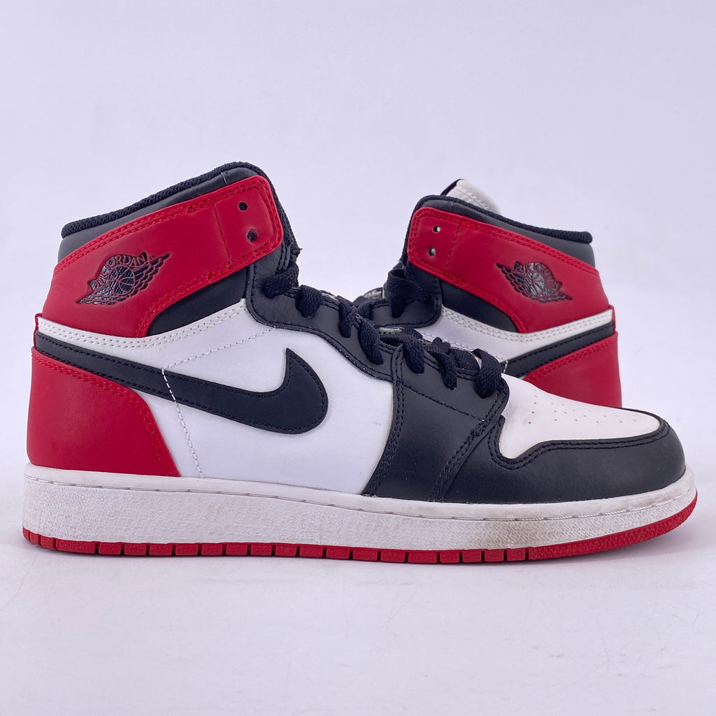 Air Jordan (GS) 1 Retro High "Black Toe" 2013 Used Size 6.5Y