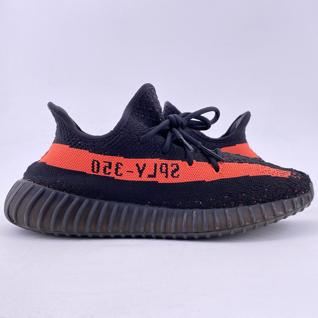 Yeezy 350 "Core Black Red" 2016 Used Size 9.5