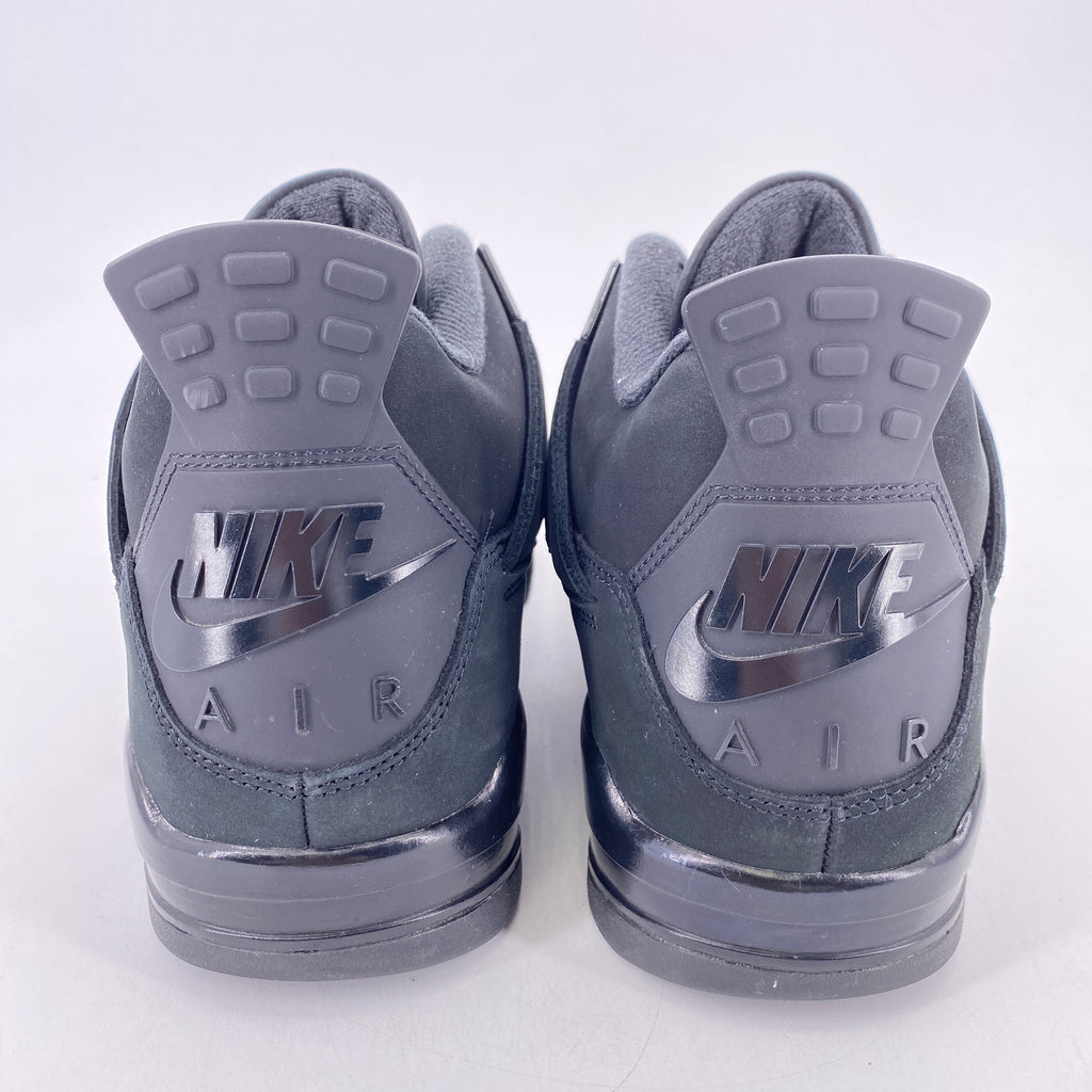 Air Jordan 4 Retro "Black Cat" 2025 Used Size 13