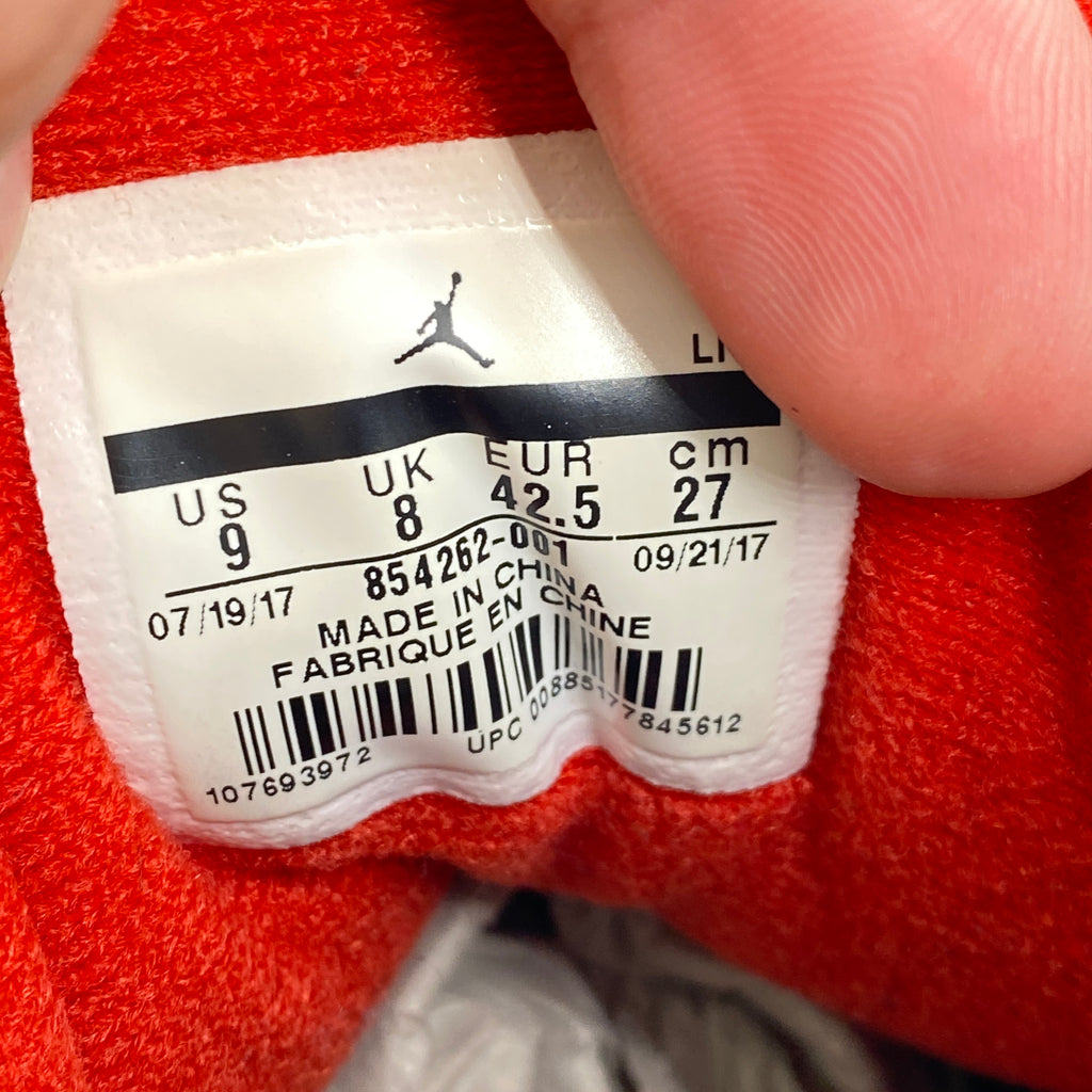 Air Jordan 3 Retro "Black Cement" 2018 Used Size 9