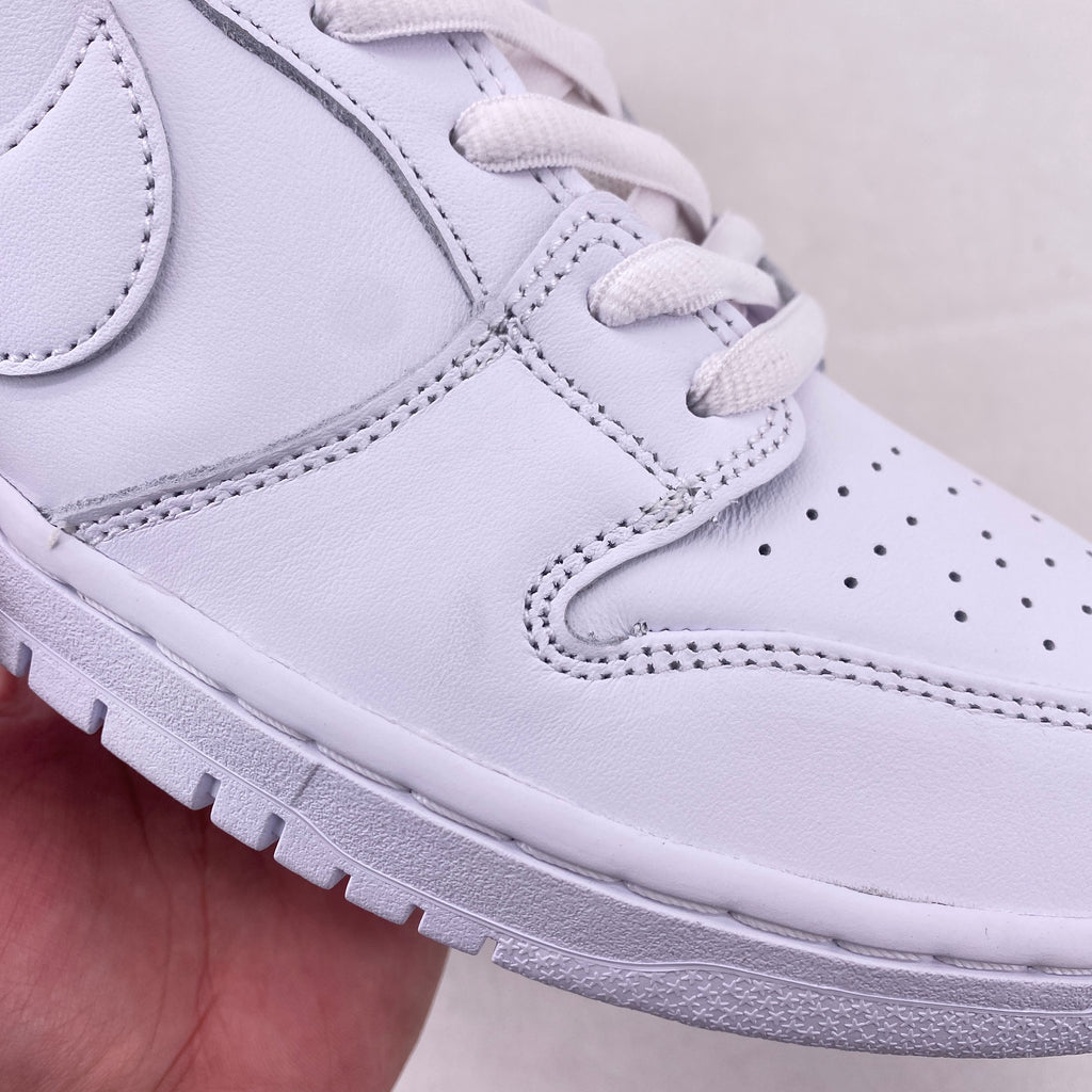 Nike SB Dunk Low "Triple White" 2024 New Size 13