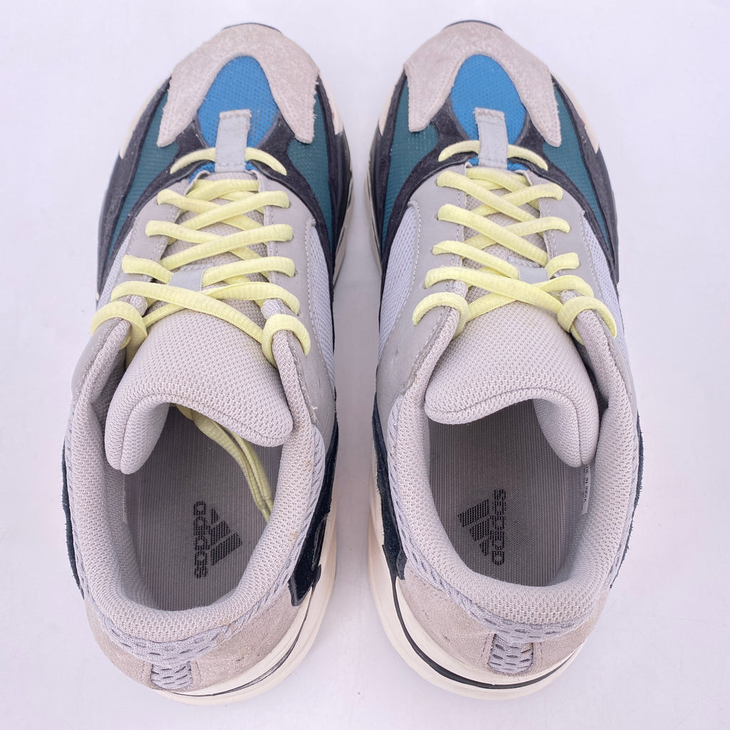 Yeezy 700 "Waverunner" 2019 Used Size 9