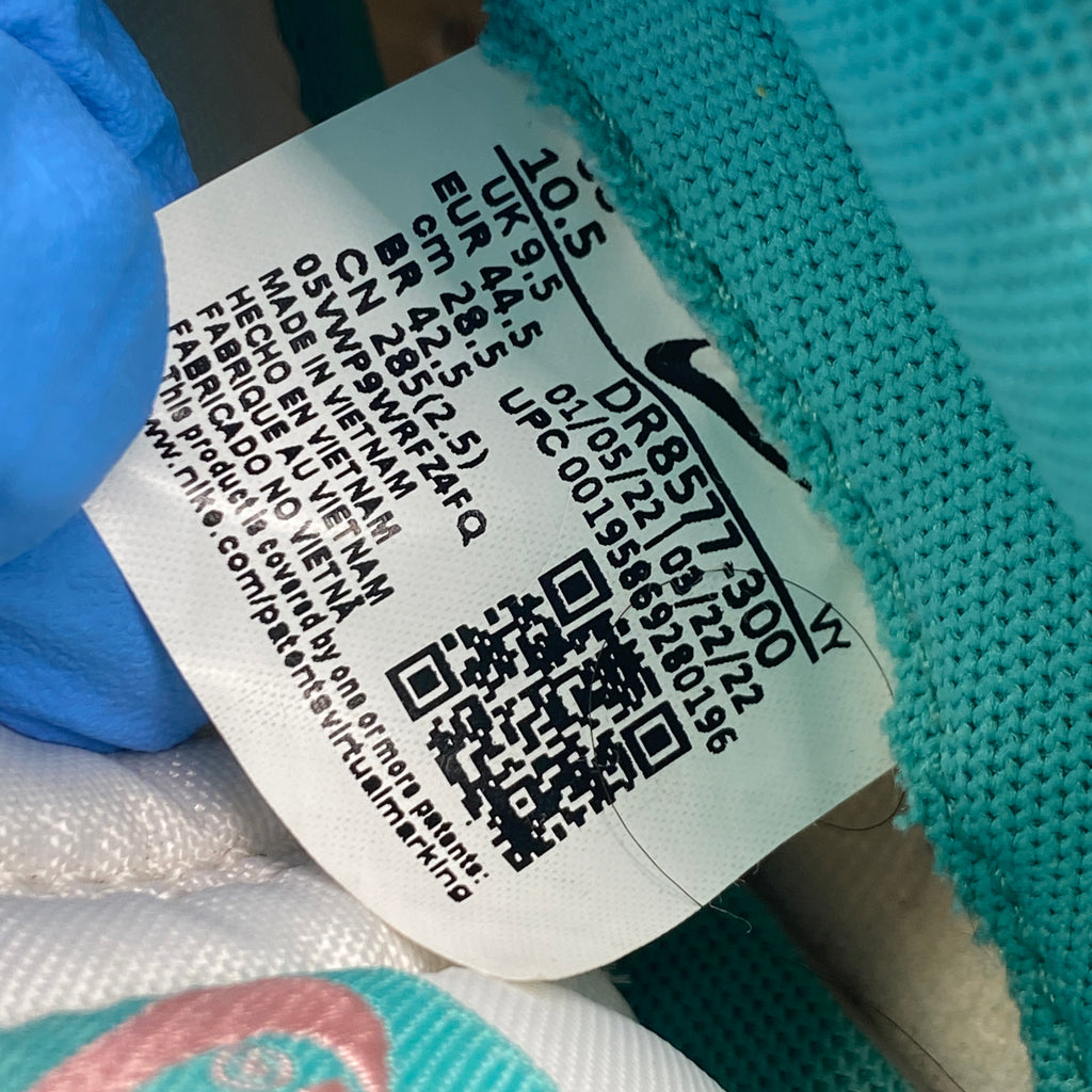 Nike Dunk Low "Snakeskin Teal Bleached" 2022 Used Size 10.5